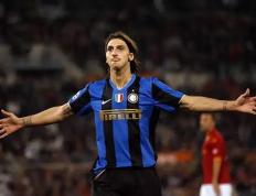 世俱杯参赛资格-土耳其险胜巴萨，伊布惊艳四座