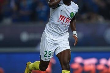 世俱杯赛程-塞维利亚对阵里昂，苏亚雷斯用实力证明自己