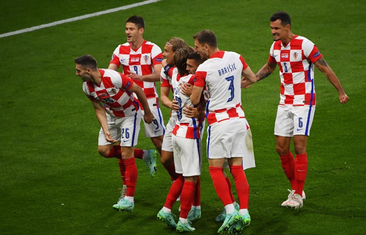 世俱杯时间-葡萄牙压制克罗地亚，晋级四强的简单介绍