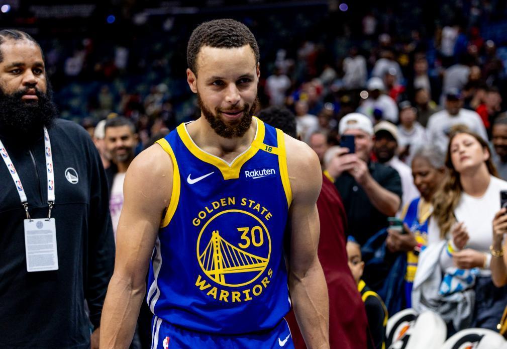 世俱杯改制-勇士擒胜灰熊,库里手感火热