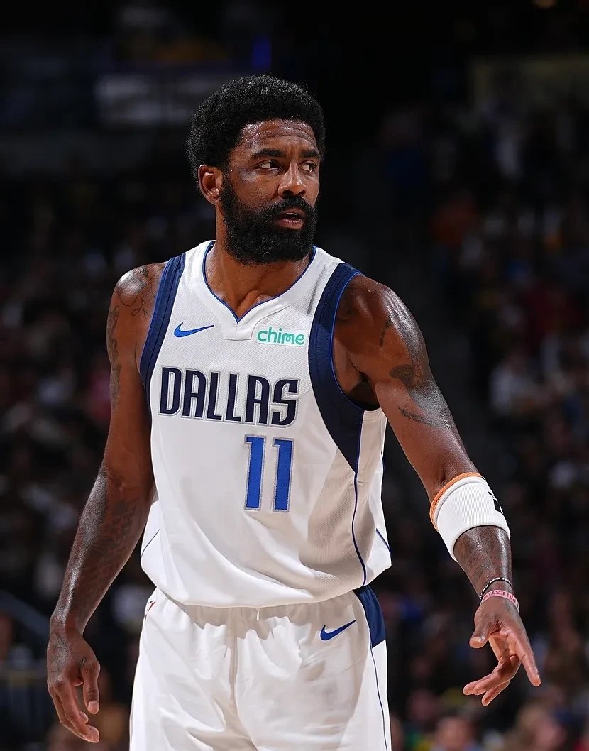 世俱杯2025-76人强势马刺，欧文爆发神勇