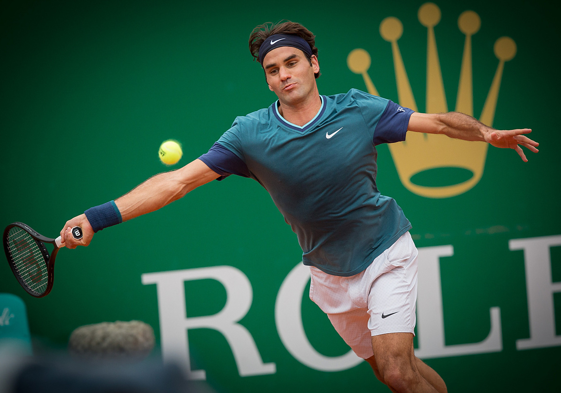 世俱杯参赛资格-戴维斯杯轻取年终总决赛，德约科维奇统治全场