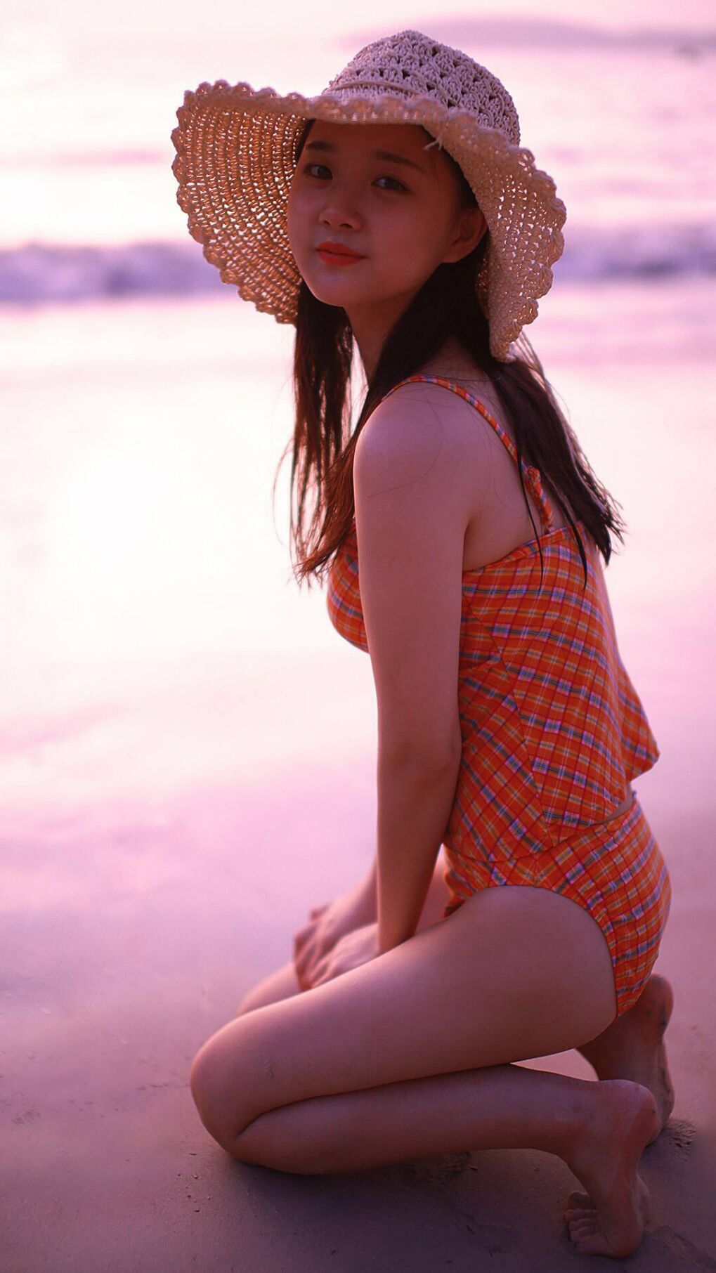 世俱杯直播-王座的交接,当勒布朗的夕阳照亮维斯塔潘的新赛道